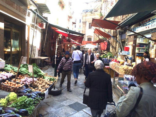Sant'Ambrogio Market